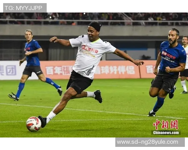 全球足球球星排名前十：谁才是当今足坛的顶尖传奇人物